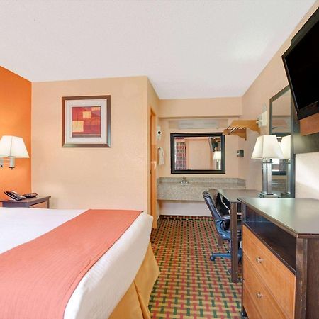 Days Inn By Wyndham Independence Ngoại thất bức ảnh