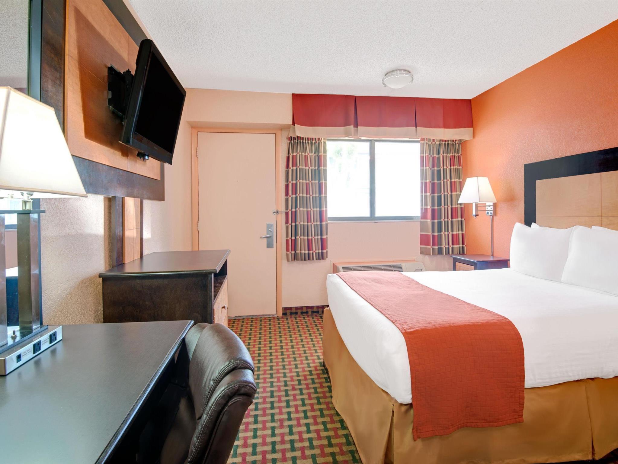 Days Inn By Wyndham Independence Ngoại thất bức ảnh